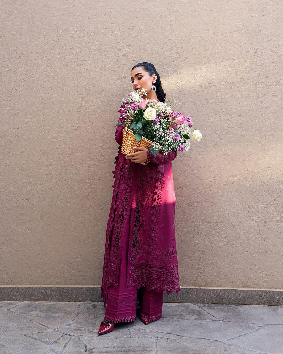 QALAMKAR LAWN UNSTITCHED EMB 3PC