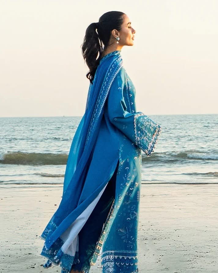 QALAMKAR LAWN UNSTITCHED EMB 3PC